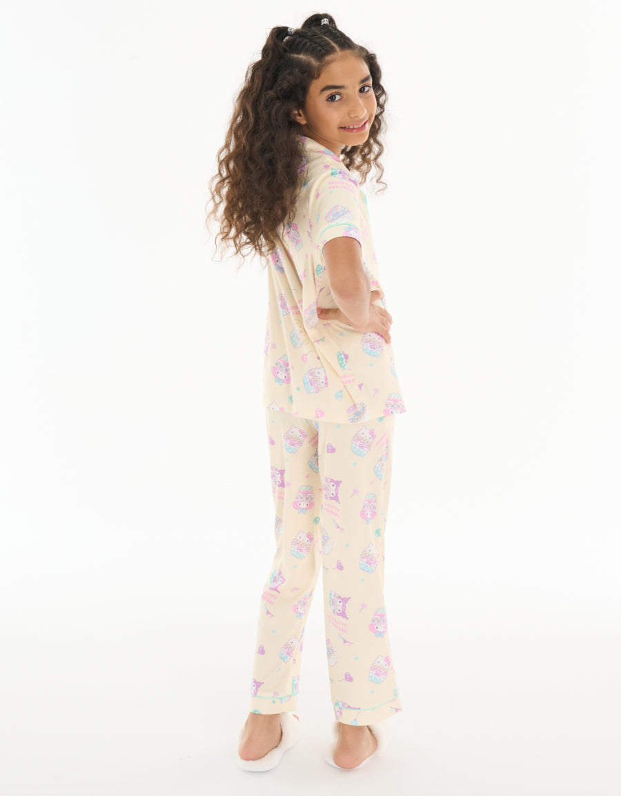 Short-Sleeve Shirt with Pants Pajama Set in Light Yellow