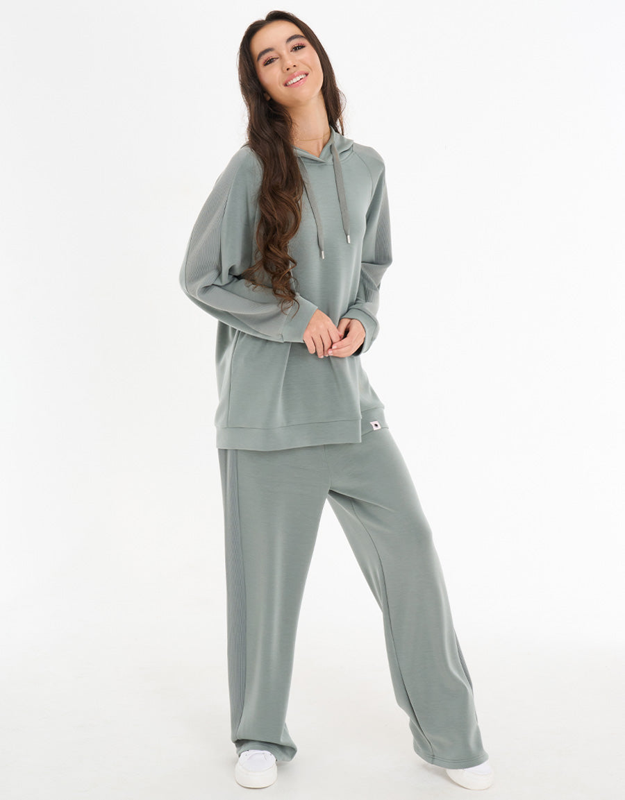 Soft Stretch Sweatshirt