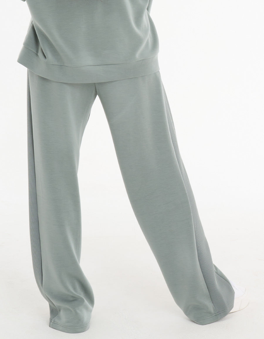 Soft Stretch Sweatpants 